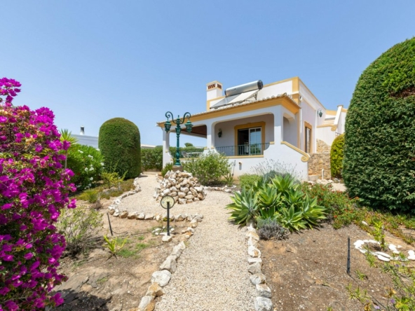 Beautiful 3-bedroom villa in Porto Dona Maria to rent
