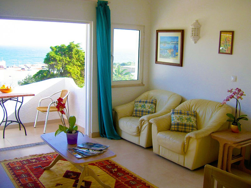 3-bedroom Apartment With Stunning Sea Views in salema for rent