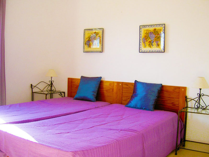 3-bedroom Apartment With Stunning Sea Views in salema for rent