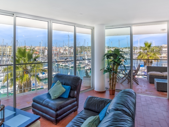 Luxury Lagos marina 2-bedroom apartment to rent