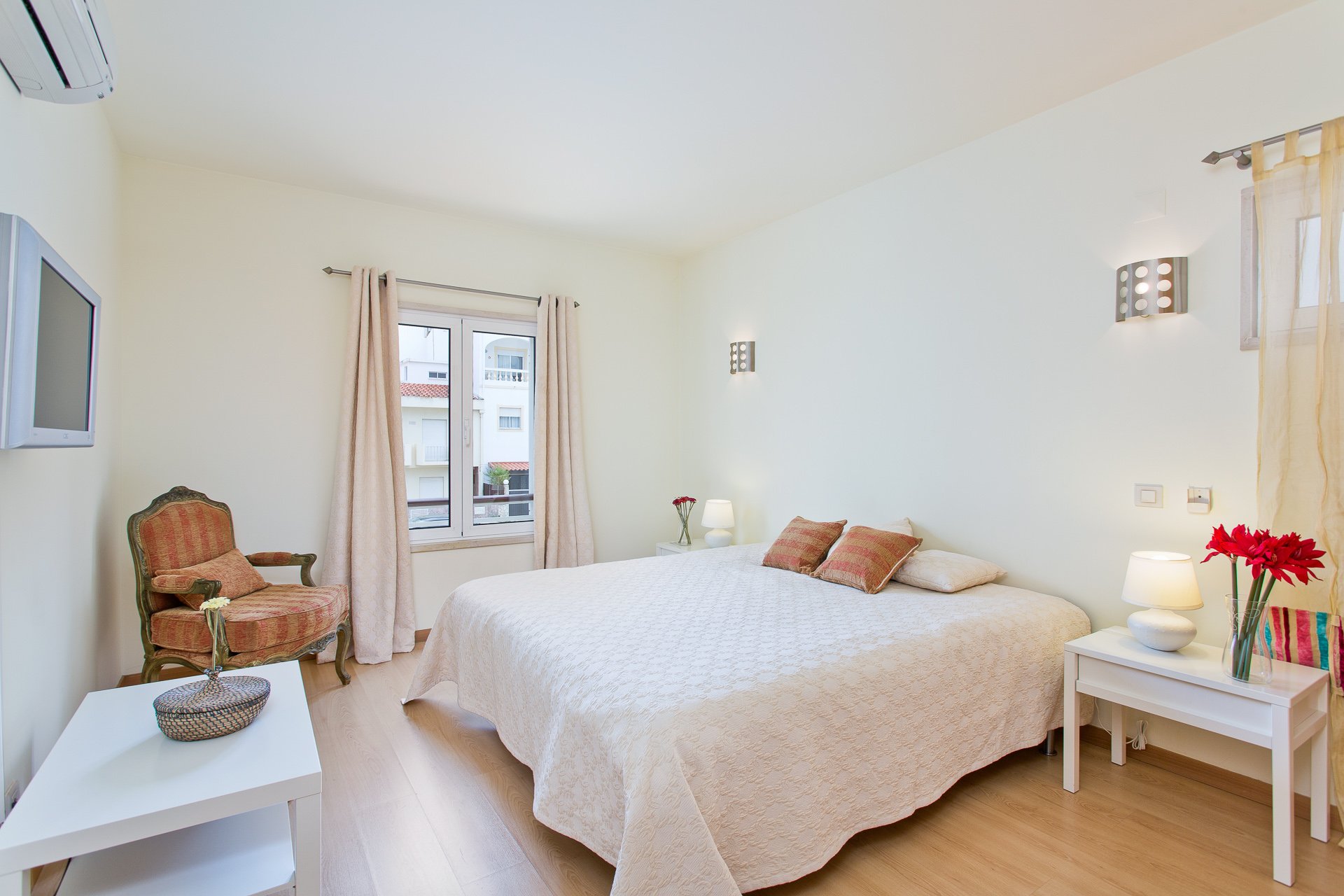 Lagos Marina 2-bedroom apartment to rent