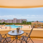 Well-positioned ground floor apartment to rent