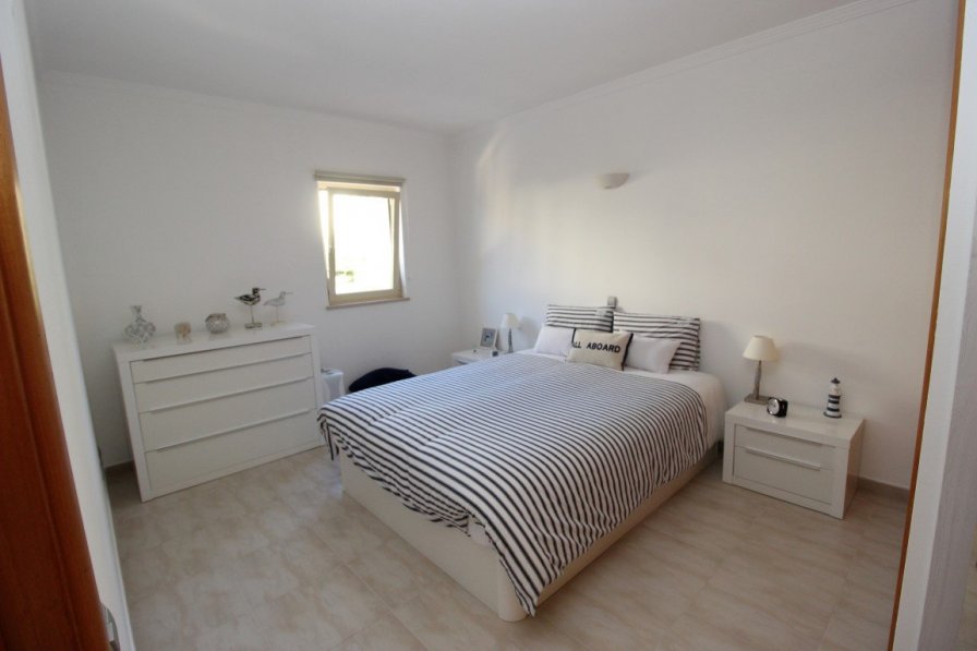 Modern 2-bedroom apartment in Lagos to rent