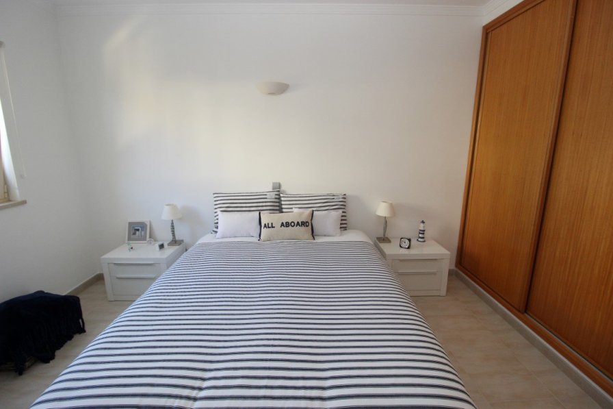 Modern 2-bedroom apartment in Lagos to rent