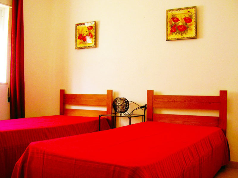 3-bedroom Apartment With Stunning Sea Views in salema for rent