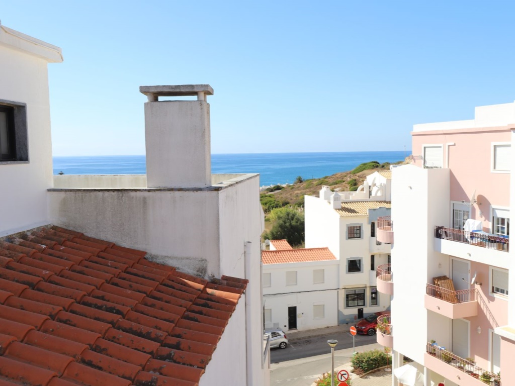 Triplex apartment in the heart of Luz to rent