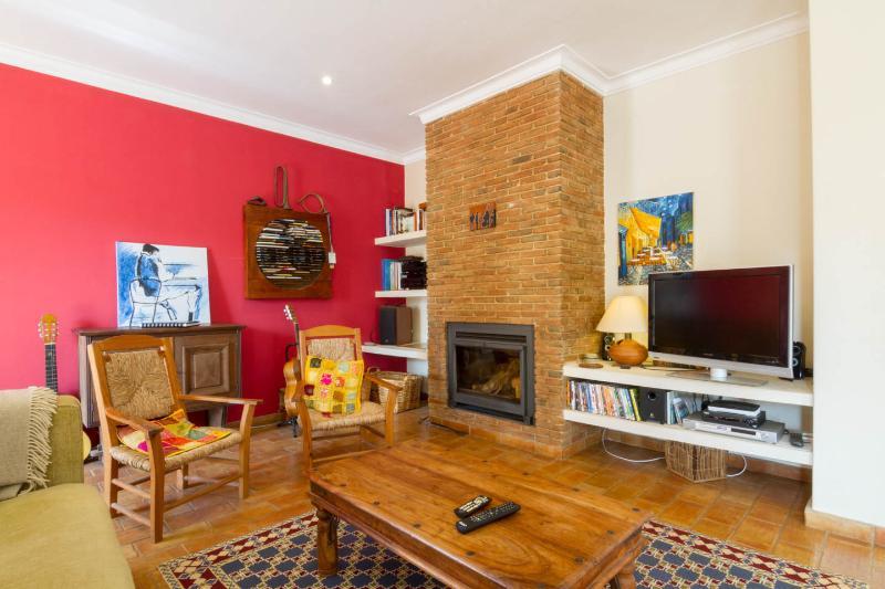 Excellent 4-bedroom detached villa in Alvor for rent