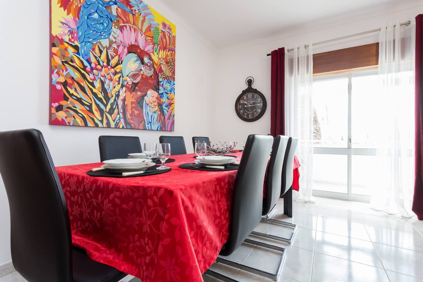 Spacious Lagos Apartment 3-bedroom to rent