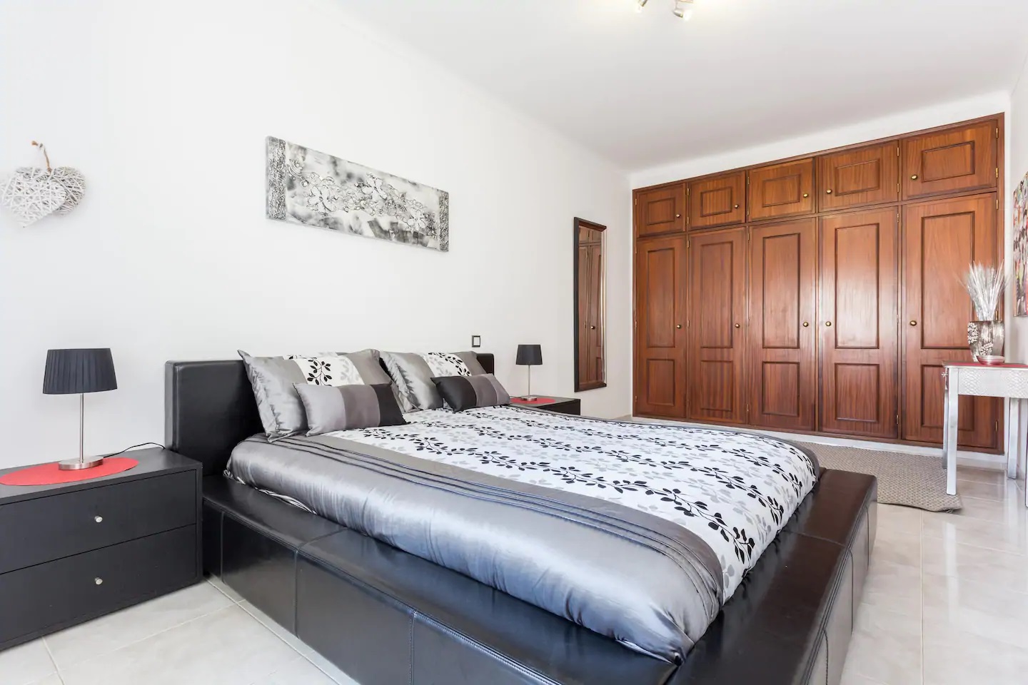 Spacious Lagos Apartment 3-bedroom to rent