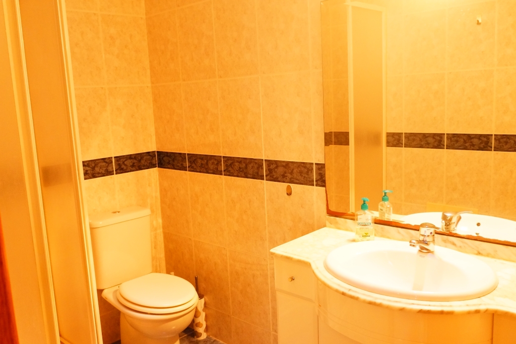 Contemporary 2-bedrooms apartment in Lagos to let