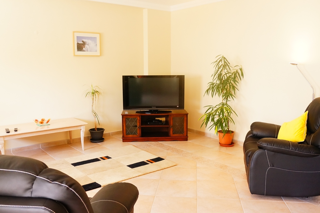 Contemporary 2-bedrooms apartment in Lagos to let