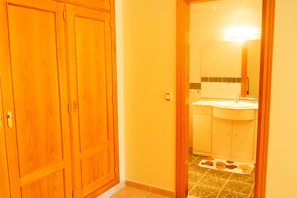 Contemporary 2-bedrooms apartment in Lagos to let