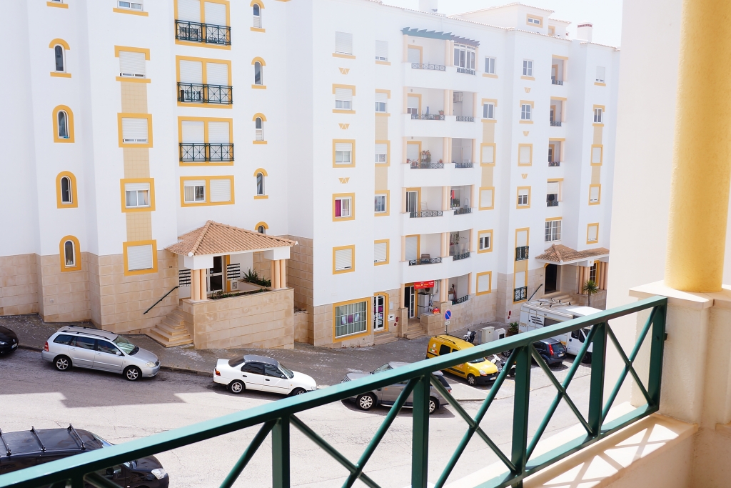 Contemporary 2-bedrooms apartment in Lagos to let