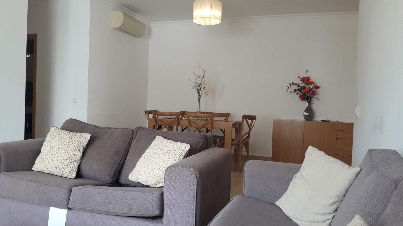 central-location-3-bedroom-apartment-in-lagos to rent