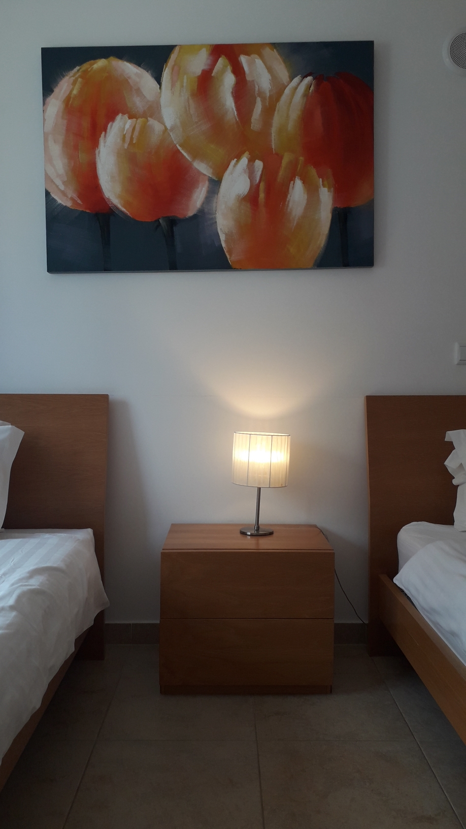 central-location-3-bedroom-apartment-in-lagos to rent