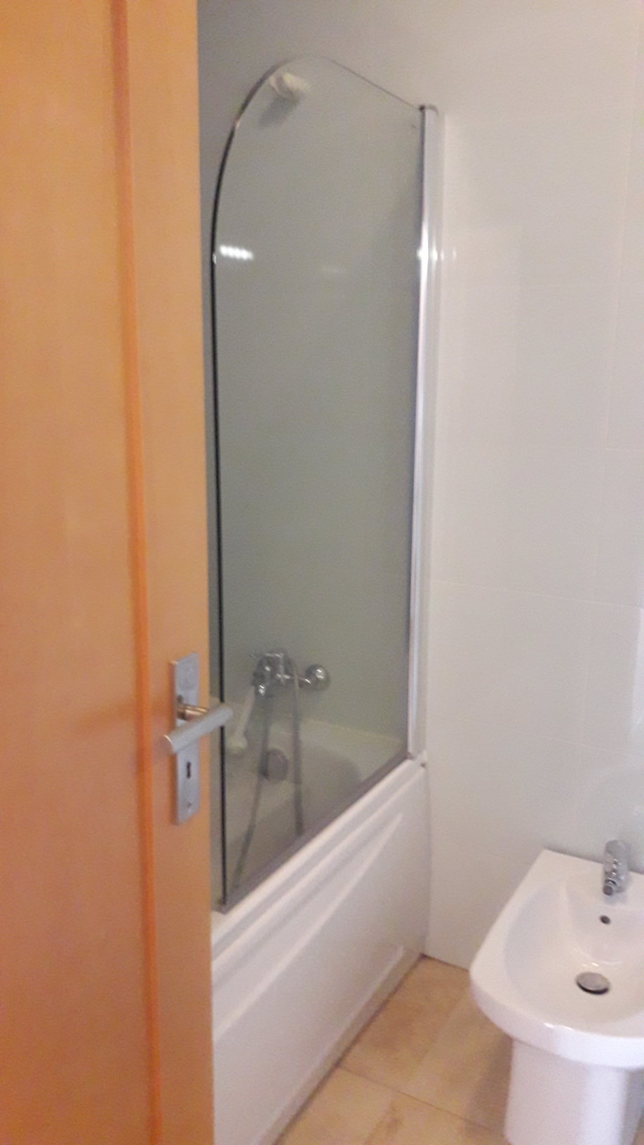 central-location-3-bedroom-apartment-in-lagos to rent