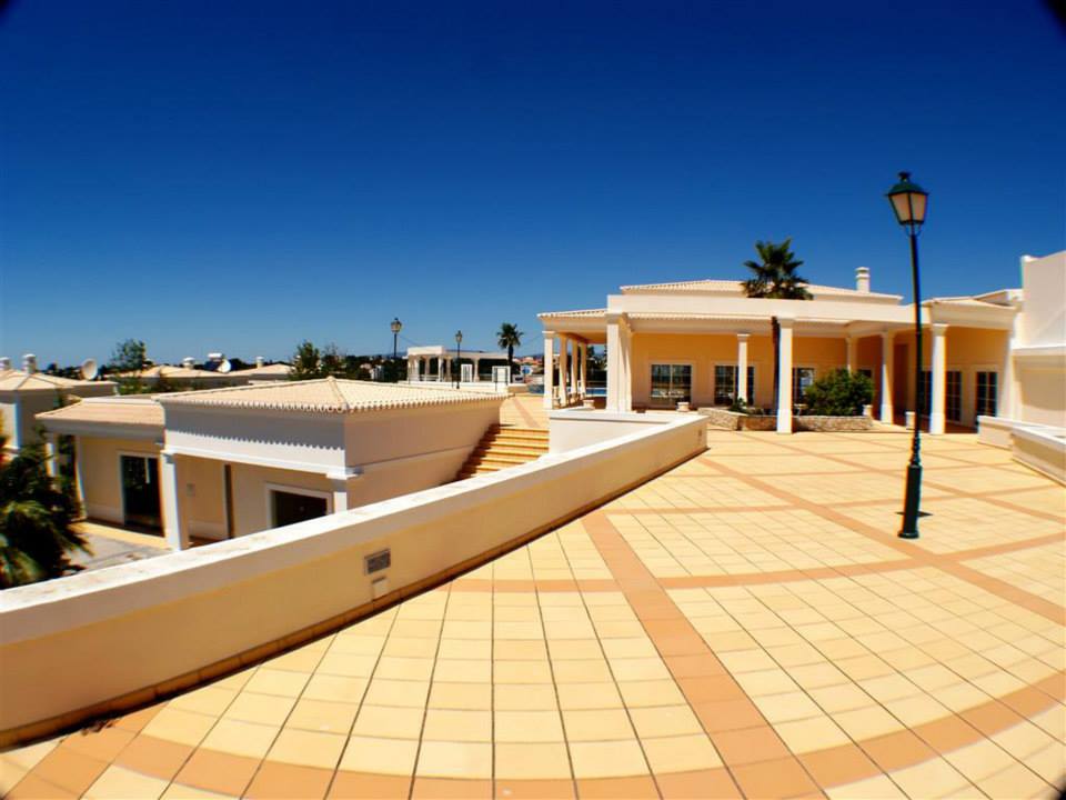 Excellent modern 1-bedroom apartment in Carvoeiro for rent