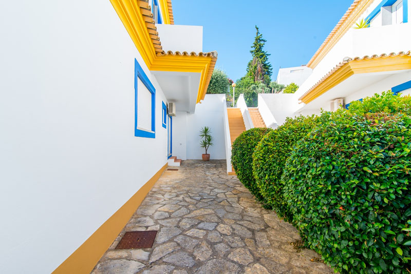 Stunning 4-Bedroom Townhouse Great Views for rent