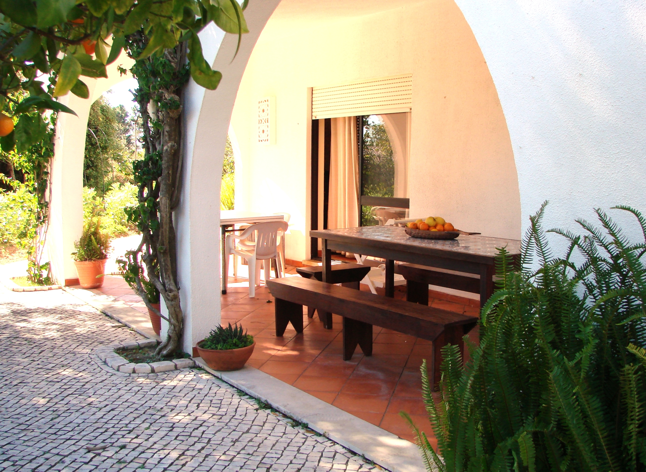 Spacious 5-bedrooms villa located in Alvor for rent