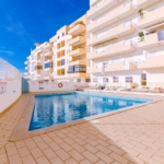 Lovely Spacious 2-bedroom apartment in Quarteira to rent