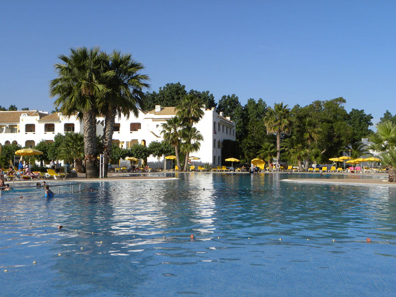 Tastefully Furnished Studio