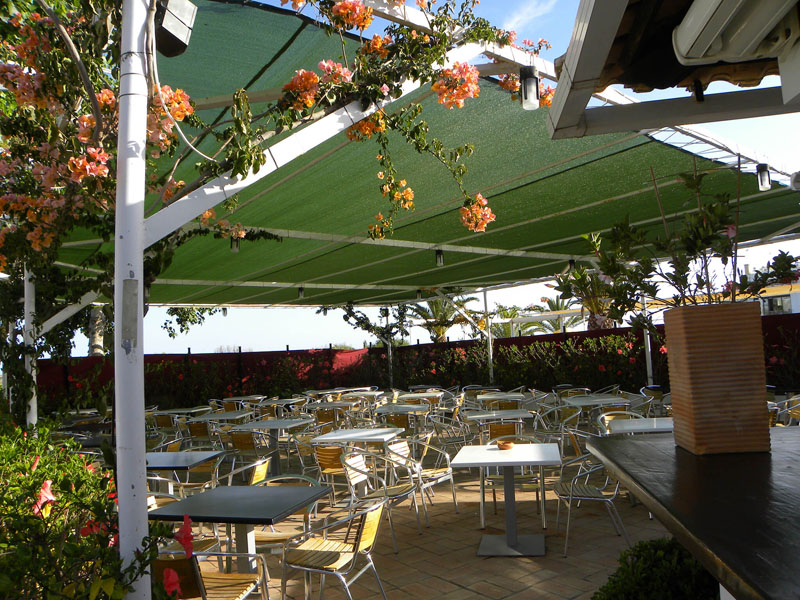 Tastefully Furnished Studio