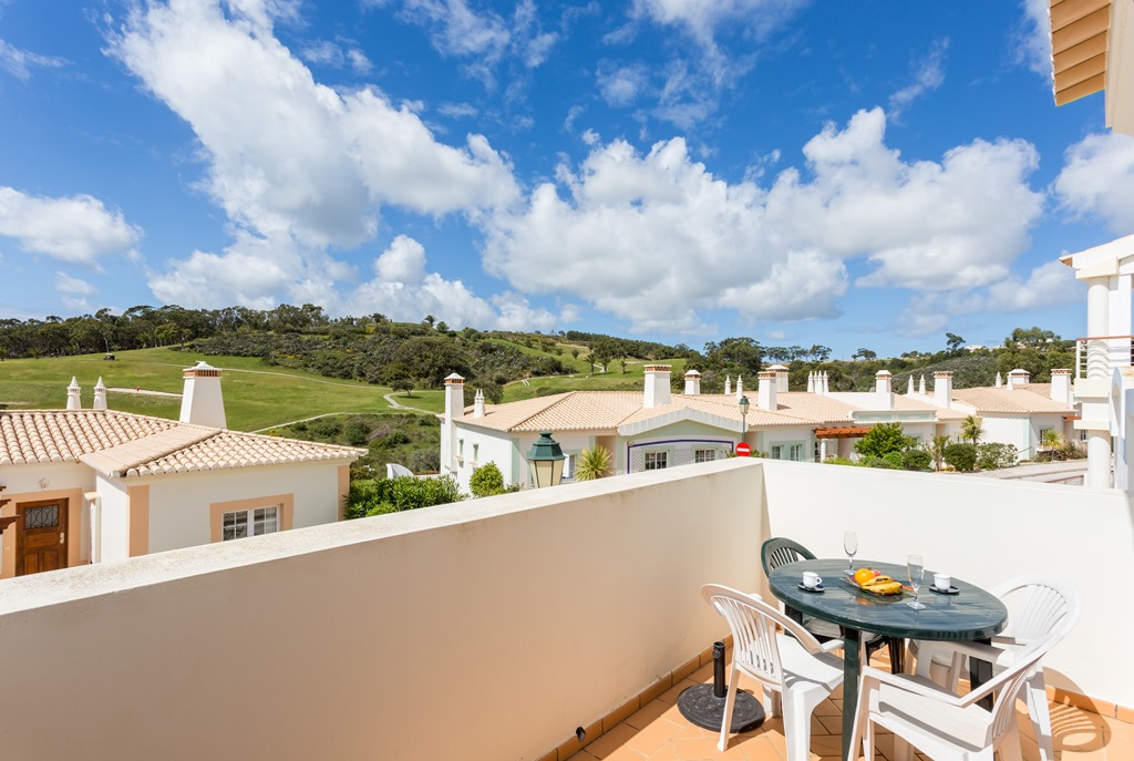 Luxury townhouse on championship golf course resort for rent