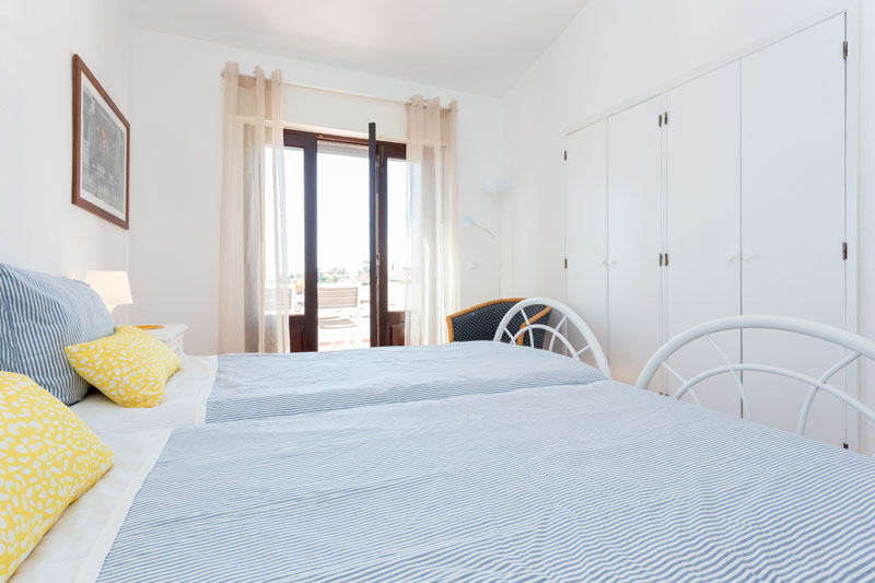 Spacious Centeanes apartment for rent