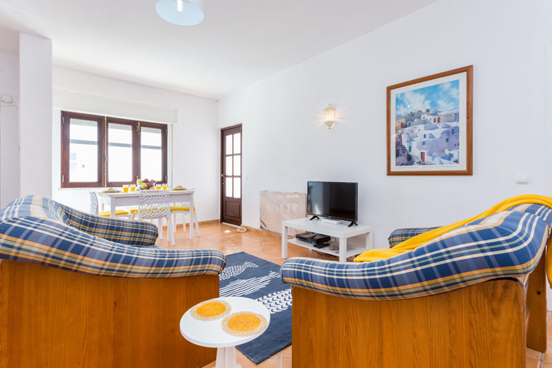 Spacious Centeanes apartment for rent