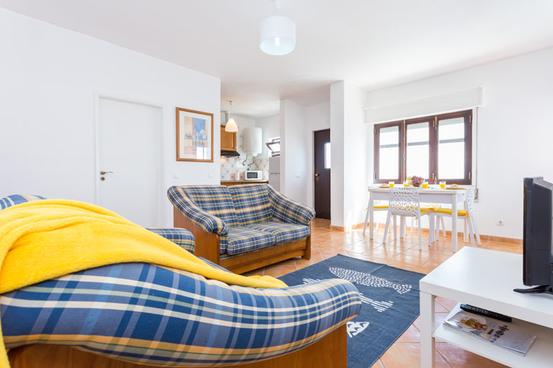 Spacious Centeanes apartment for rent