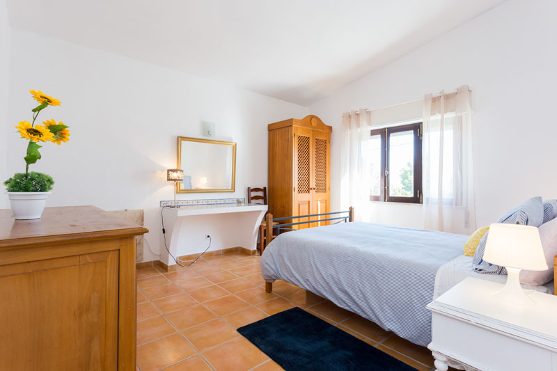 Spacious Centeanes apartment for rent