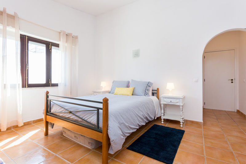 Spacious Centeanes apartment for rent