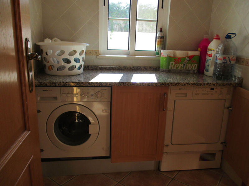 Spacious Townhouse Paderne for rent