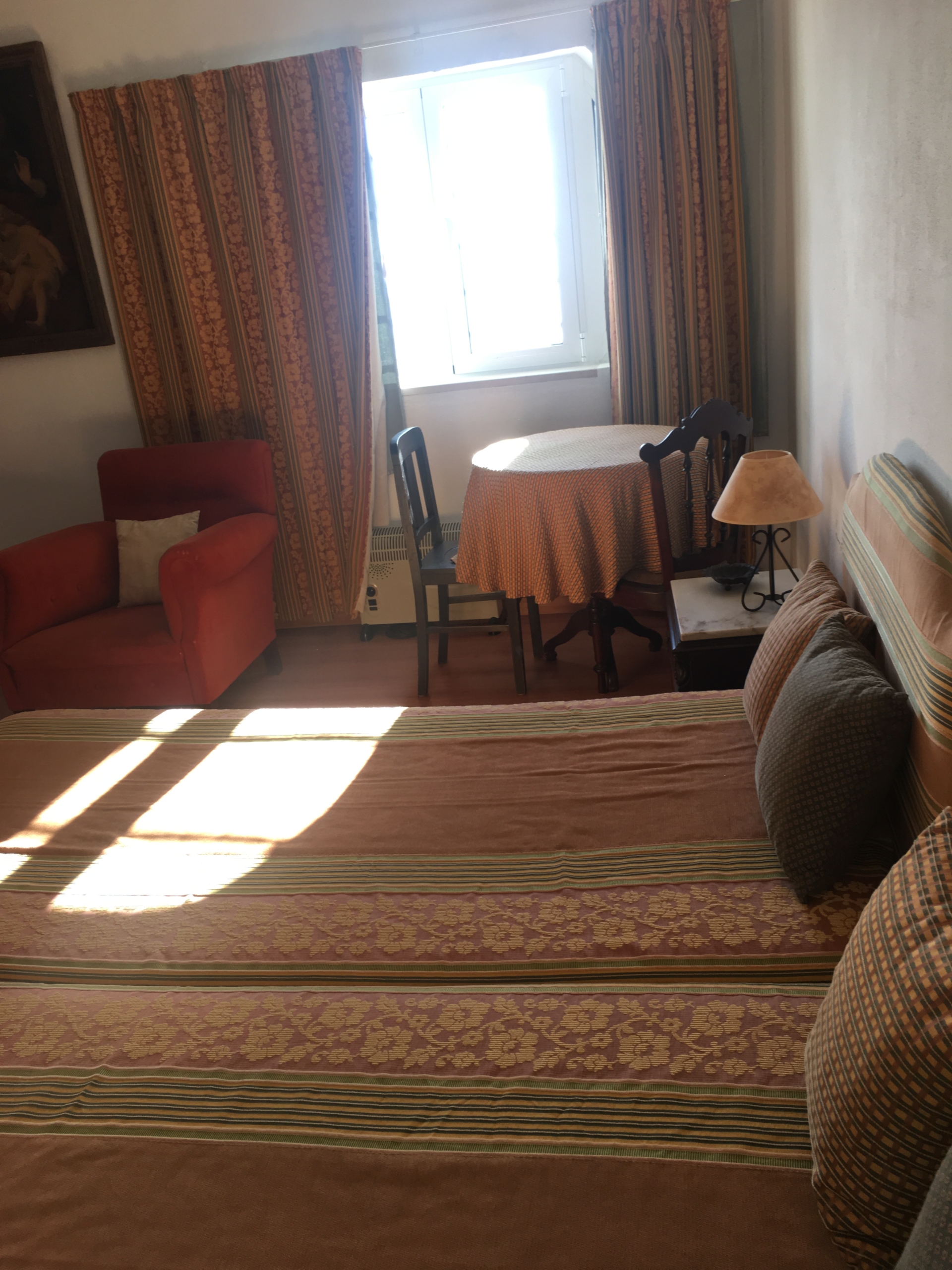 1+1-bedroom cottage in Carvoeiro with stunning views to rent