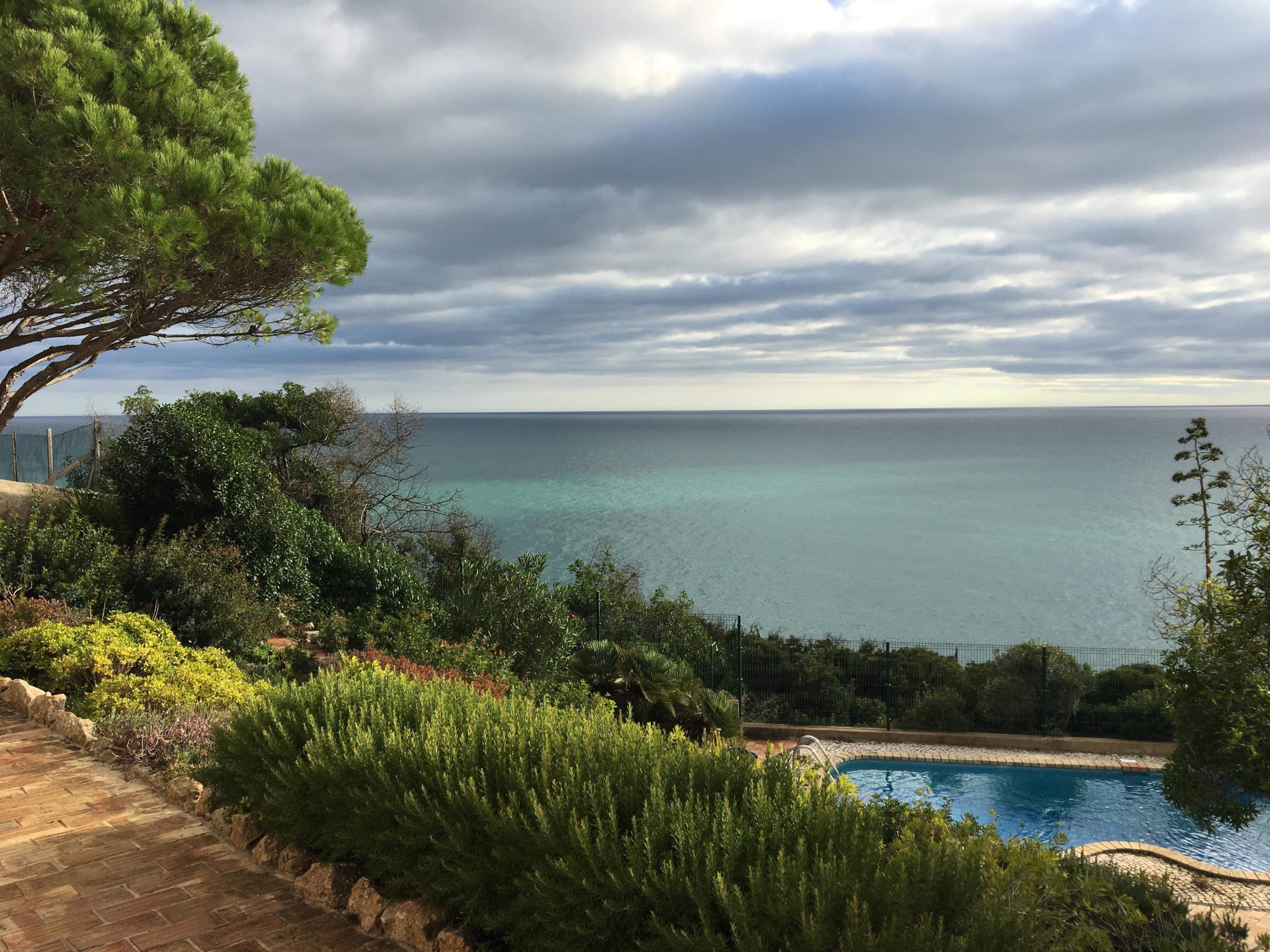 1+1-bedroom cottage in Carvoeiro with stunning views to rent