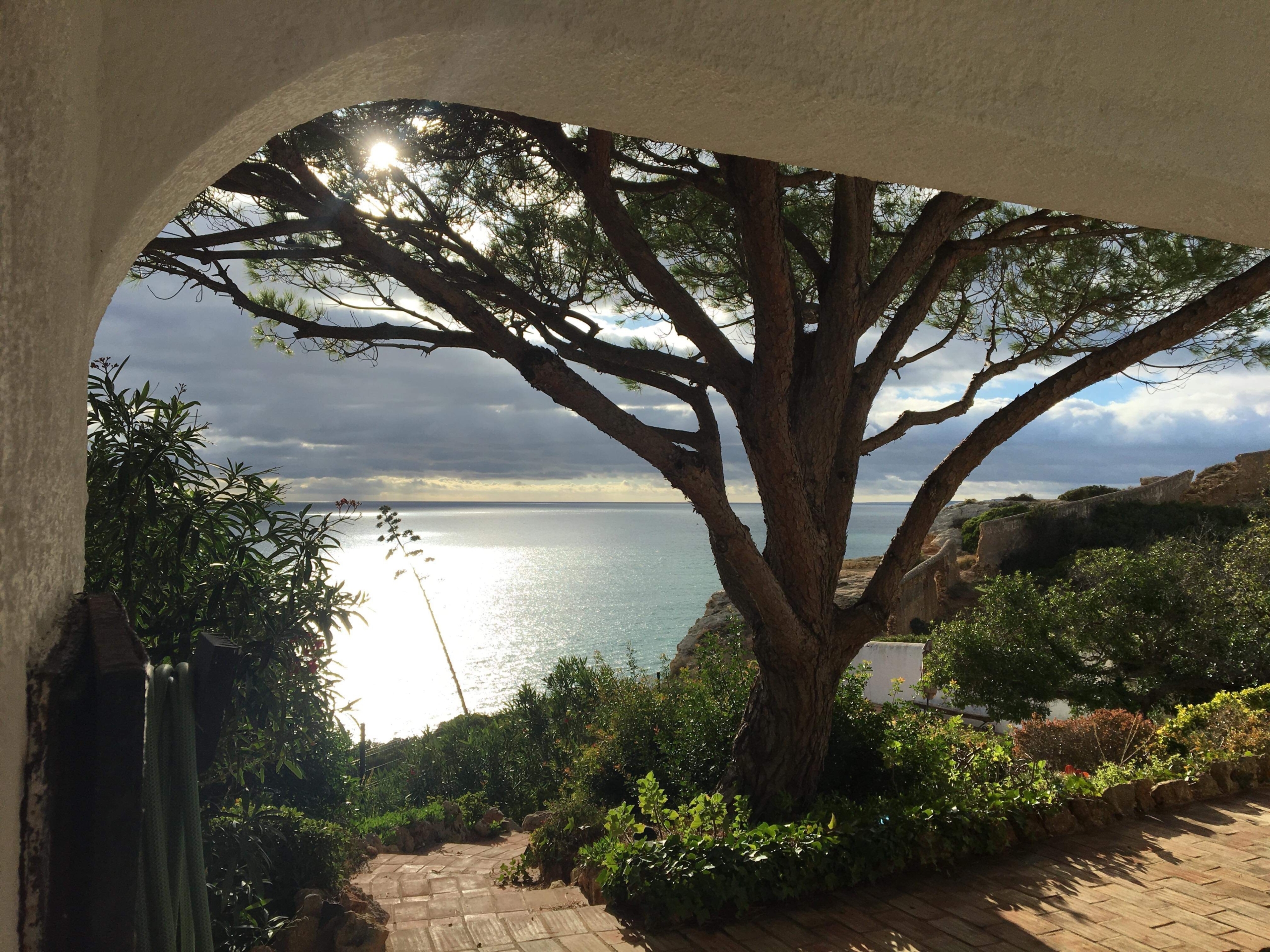 1+1-bedroom cottage in Carvoeiro with stunning views to rent