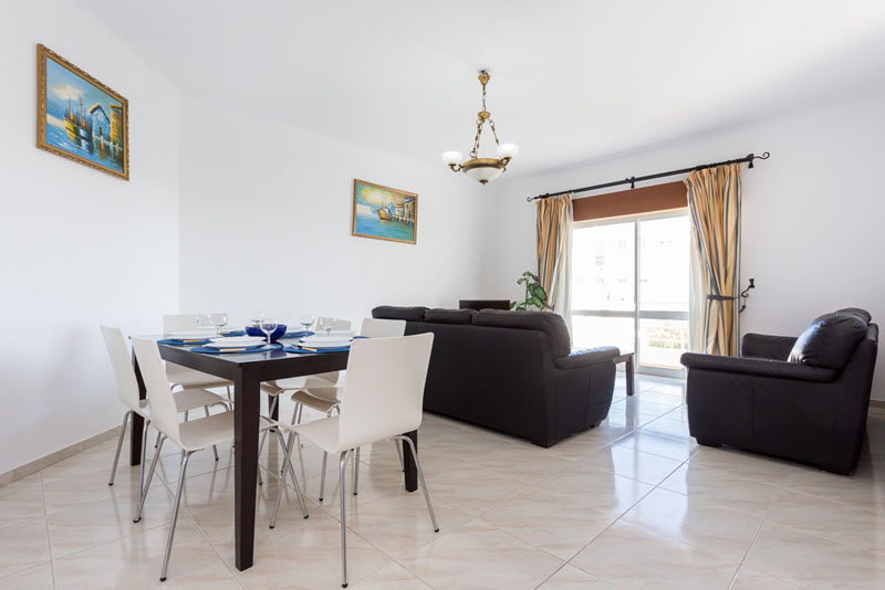 Lagos Centre Green t3 apartment for rent