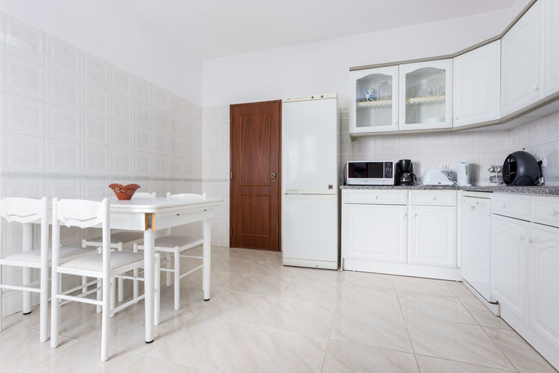 Lagos Centre Green t3 apartment for rent