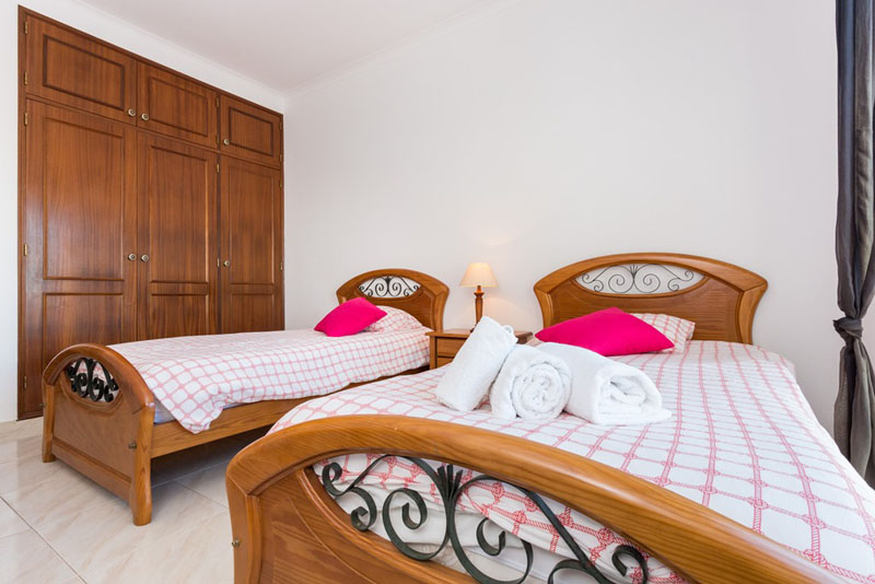 Lagos Centre Green t3 apartment for rent