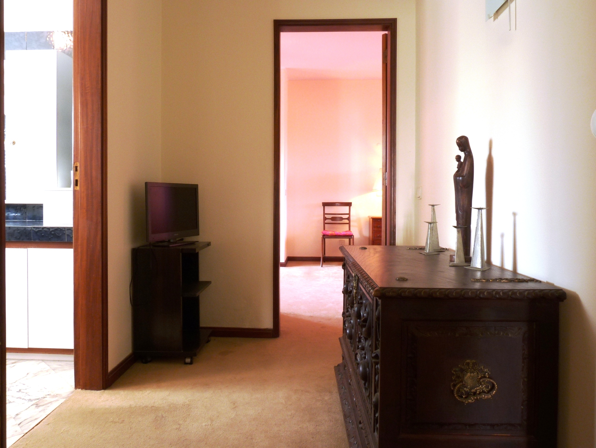 Spacious 5-bedrooms villa located in Alvor for rent