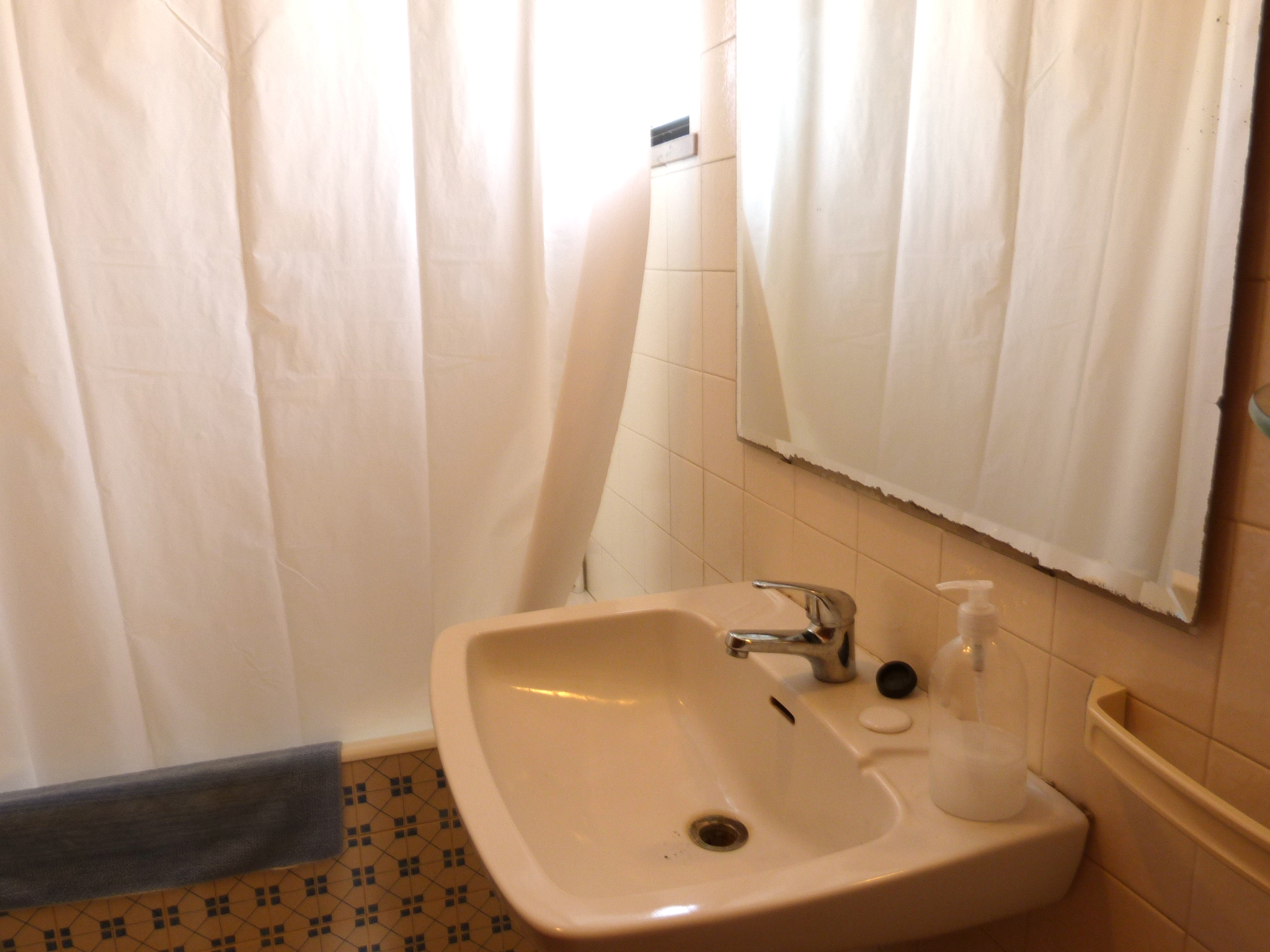 Spacious 5-bedrooms villa located in Alvor for rent