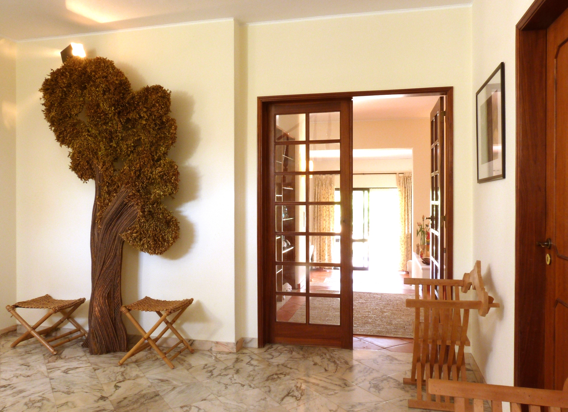 Spacious 5-bedrooms villa located in Alvor for rent