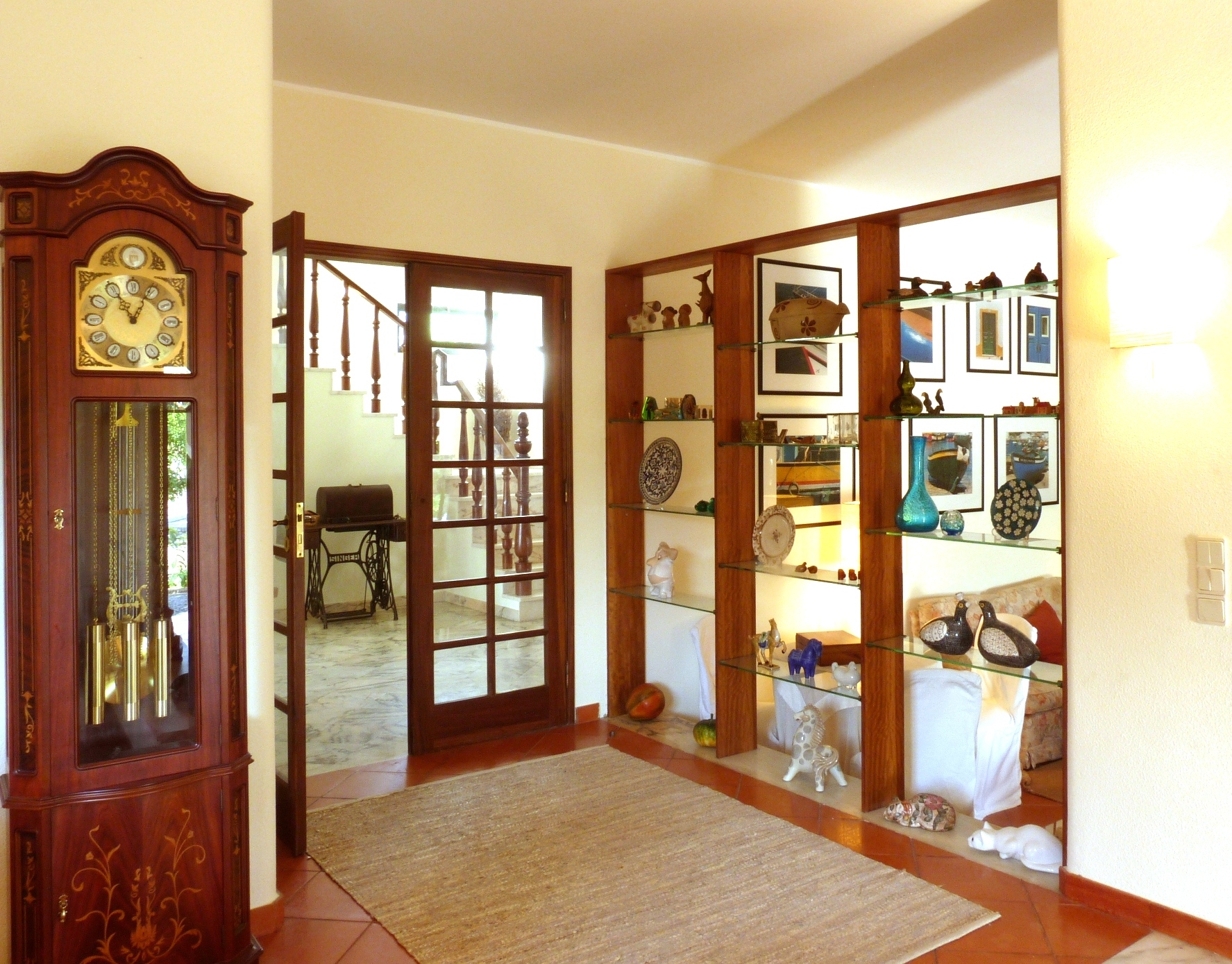 Spacious 5-bedrooms villa located in Alvor for rent