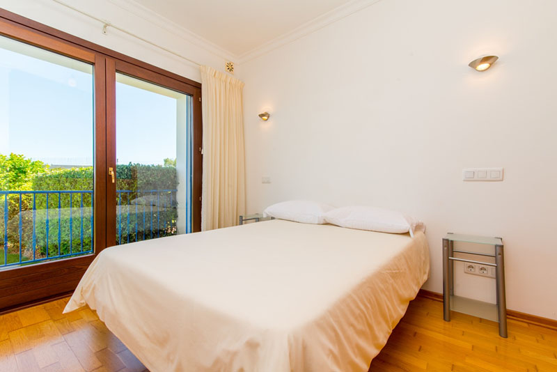 Stunning 4-Bedroom Townhouse Great Views for rent