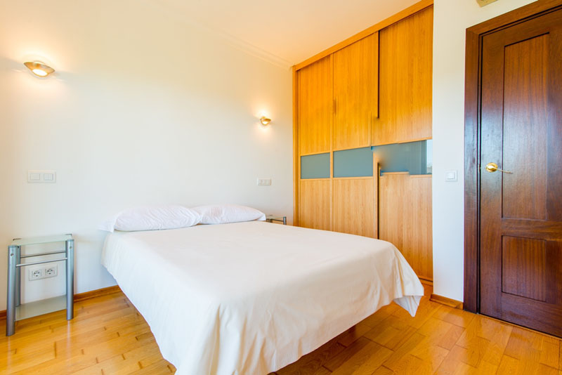 Stunning 4-Bedroom Townhouse Great Views for rent