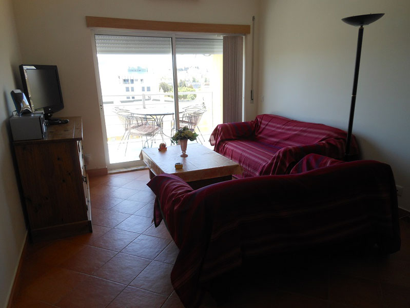 2-bedroom Apartment in Excellent Location for rent