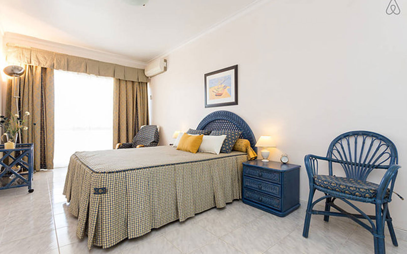 Spacious 1-bedroom apartment in Galé for rent