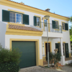 Spacious Townhouse Paderne for rent