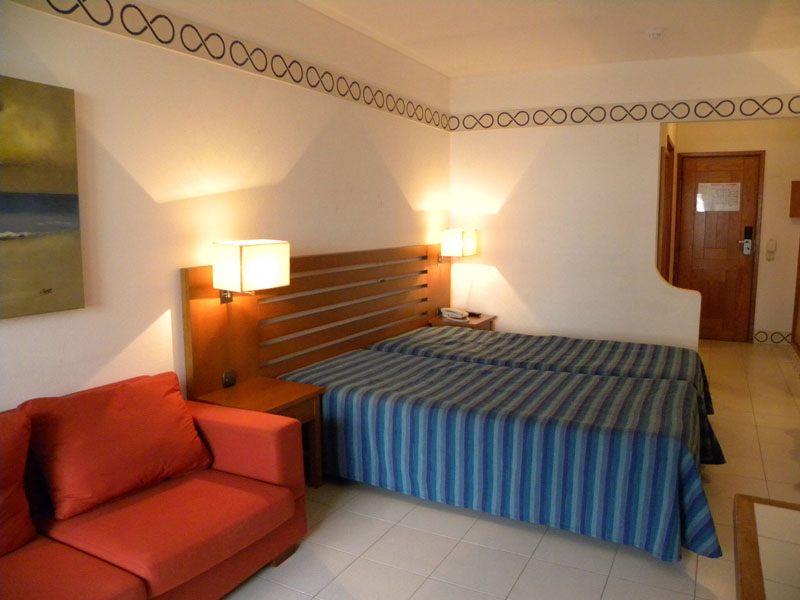 Tastefully Furnished Studio