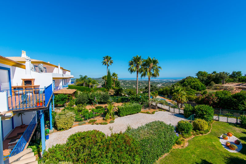 Stunning 4-Bedroom Townhouse Great Views for rent